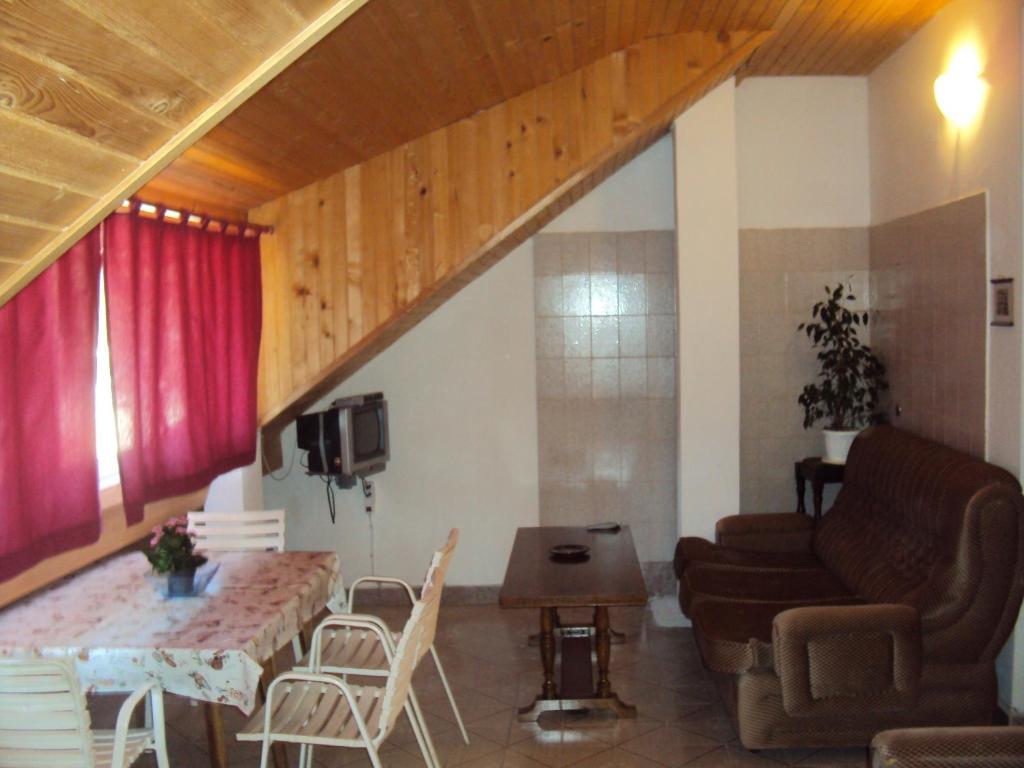 Apartments Petar Blace Rum bild